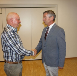 Gratulation durch Verbandsbürgermeister Michael Booss