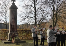 Volkstrauertag Kriegerdenkmal Biebern