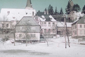 Pfarrhaus mit Pfarrscheune (um 1935)
