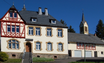 Katholische Pfarrhaus in Biebern